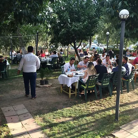 汽车旅馆 Camlik Restaurant *